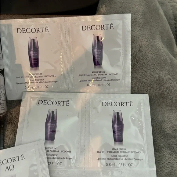 Decorte Skincare Set - Black and Purple